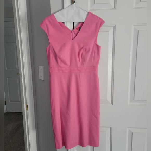 The Double V-Neck Sheath Dress in Linen Blend Pink - Picture 1 of 5